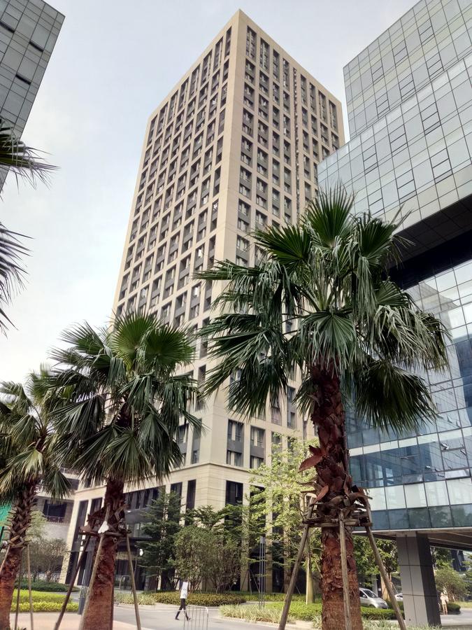莱思特主题公寓 广州 外观 照片
